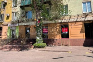 пр. Університетський (г. Кривой Рог, Саксаганский район) - Продається торгівельний майданчик, 190000 $ - АФНУ