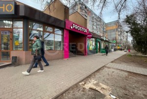 ул. Лисового (г. Кривой Рог, Долгинцевский район) - Здається торгівельний майданчик, 300 грн. за кв.м. - АФНУ